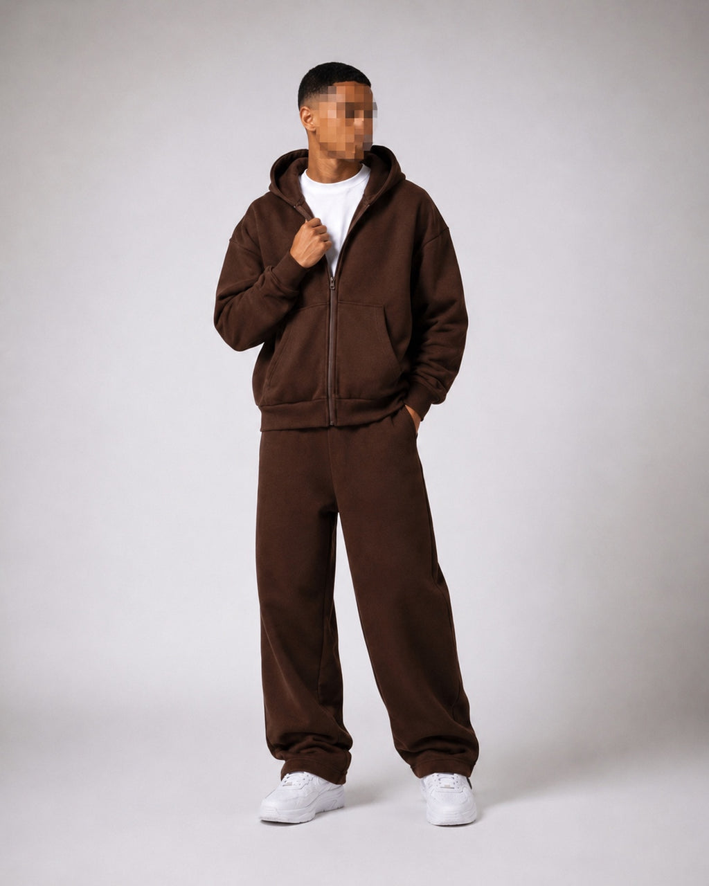 Baggy sweatpants + Cozy boxy zip-up.
